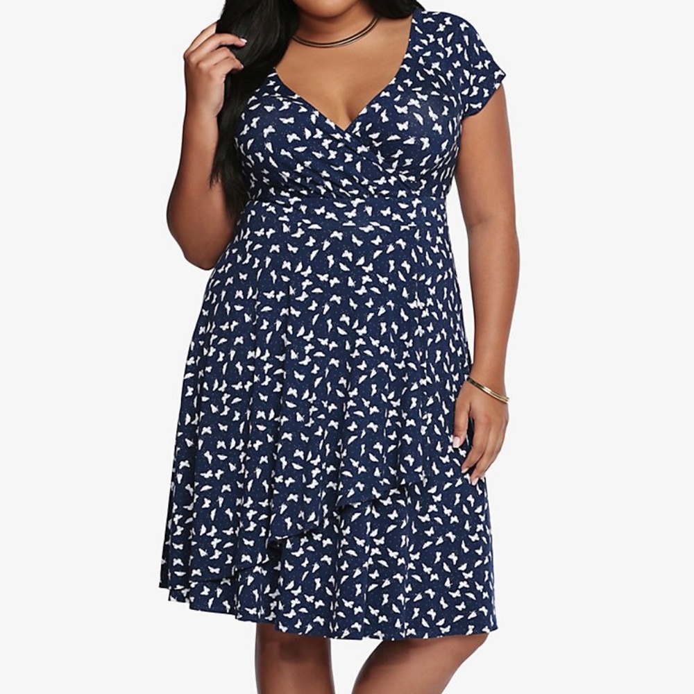 Torrid butterfly faux wrap dress, size 3 NWT